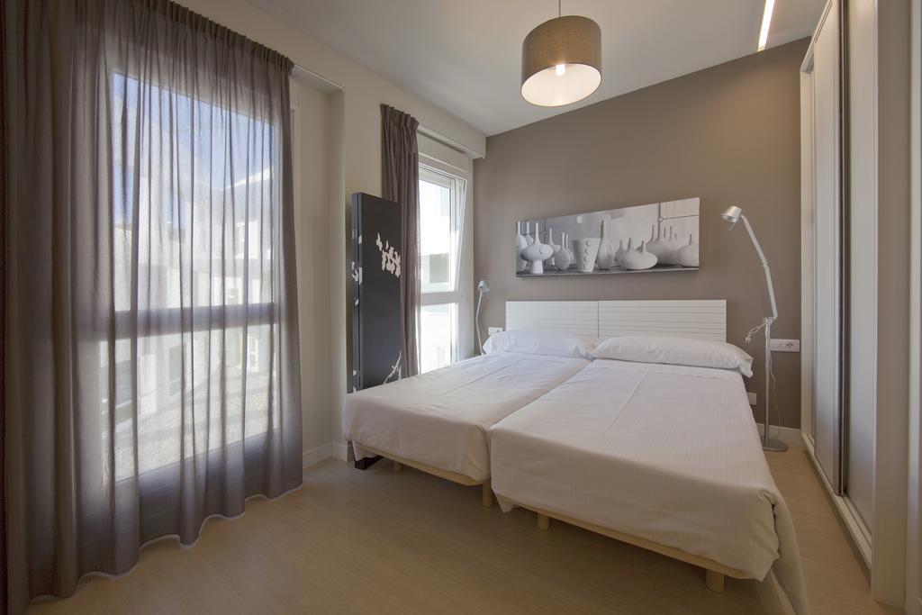 Apartamentos Irenaz Vitoria Exterior foto